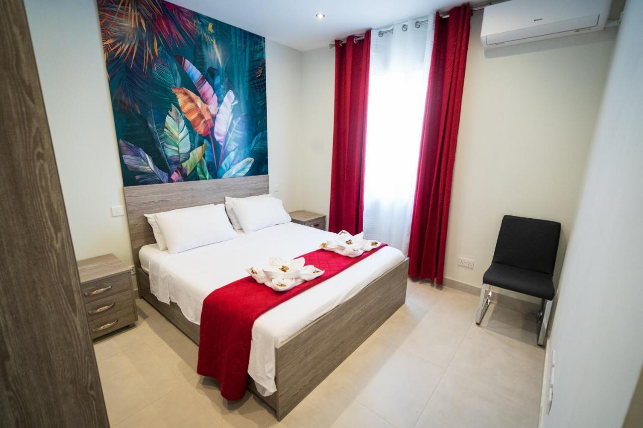 Red Rose Daire Marsalforn Dış mekan fotoğraf